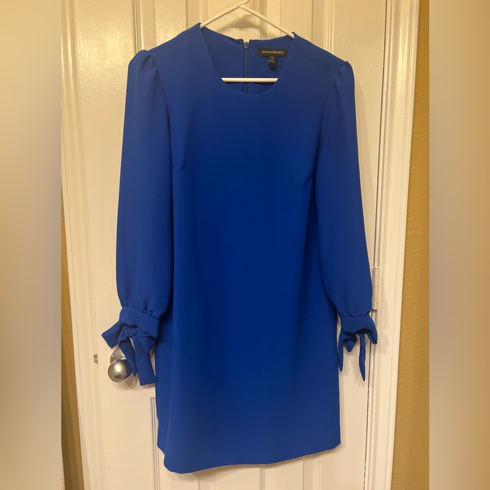 Banana Republic royal blue long sleeve short mini dress, size 4P